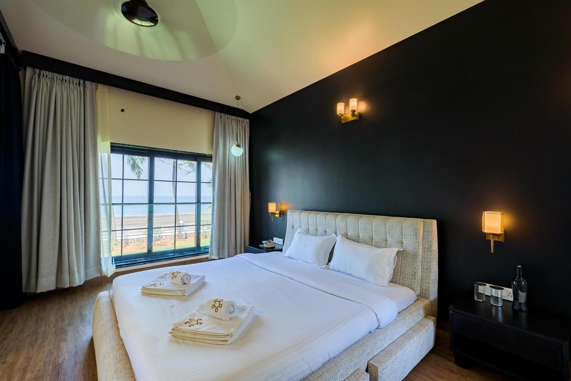 Saffronstays Sea La Vie Danda Exterior photo